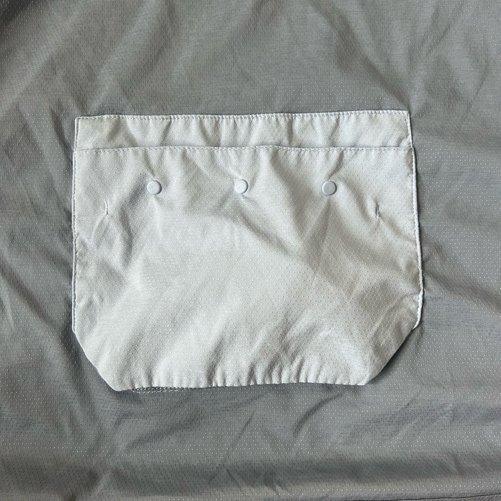 Nike Packable Windrunner Jacket - image 4